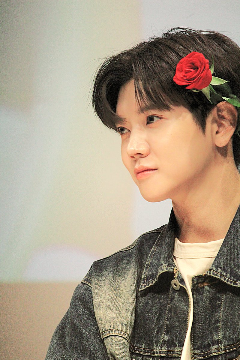 bugireni95's tweet photo. 230702 케포타
꽃보다 더 아름아리따운 밍기🐰🌹

#REN #최민기 #CHOIMINGI ＃렌 #レン #Rendezvous https://t.co/sQ8DWIQHoJ