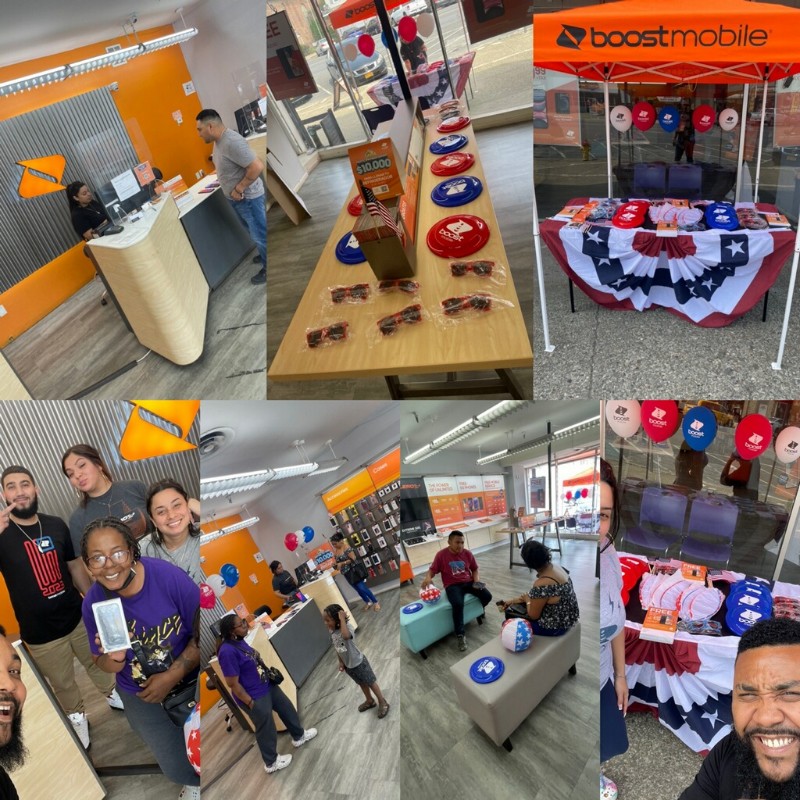 boostmobile's tweet photo. We've got the grills fired up! πΊπΈβ¨οΈπ₯ Visit your local Boost Mobile store for fun, food and music! #RedWhiteandBoost https://t.co/SIYTyFYYHI