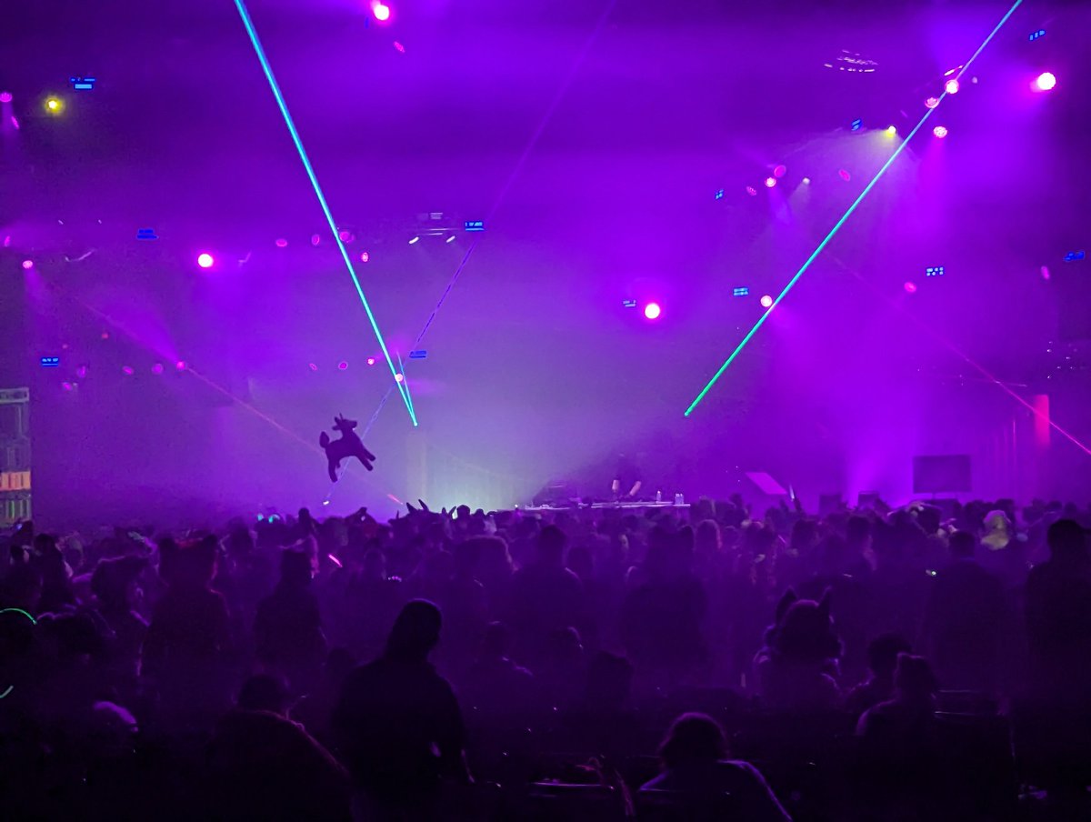 Jam_Deer's tweet photo. Deer go hard 🦌
#anthrocon2023 https://t.co/824caTTxv2