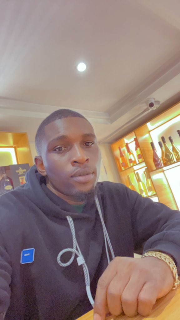 Millz2311's tweet photo. Make sure you love you.💛 https://t.co/XxggPPG1fx