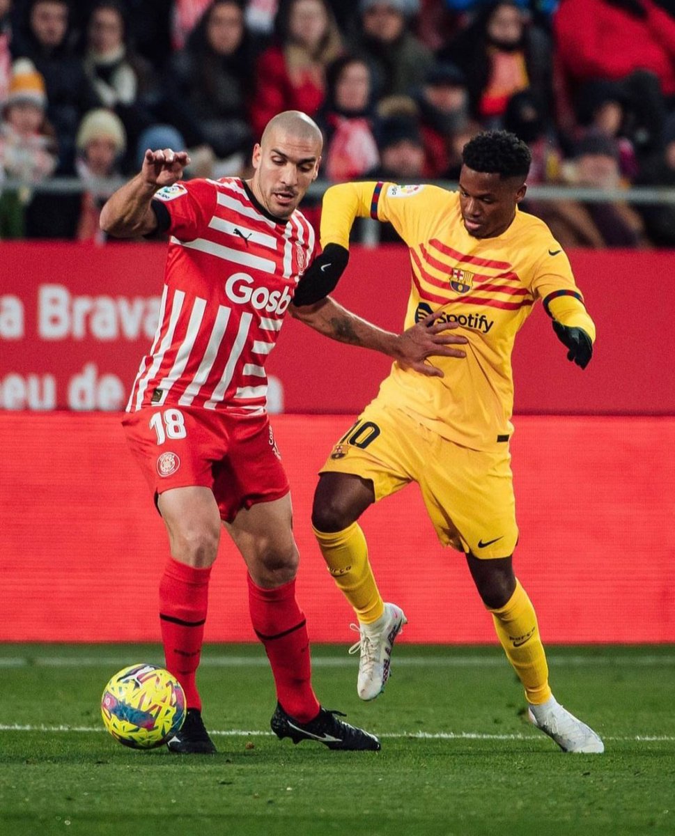 GironaMundo's tweet photo. 🚨 ORIOL ROMEU: Poco optimismo.

Pasan los días y en Barcelona se agotan las opciones para completar la parcela del pivote para Xavi.

Podría ser mañana cuando inicien los contactos de los blaugranas para hacerse con los servicios del de Ulldecona.

El Girona no lo pondrá fácil. https://t.co/7sz9y9NuY1