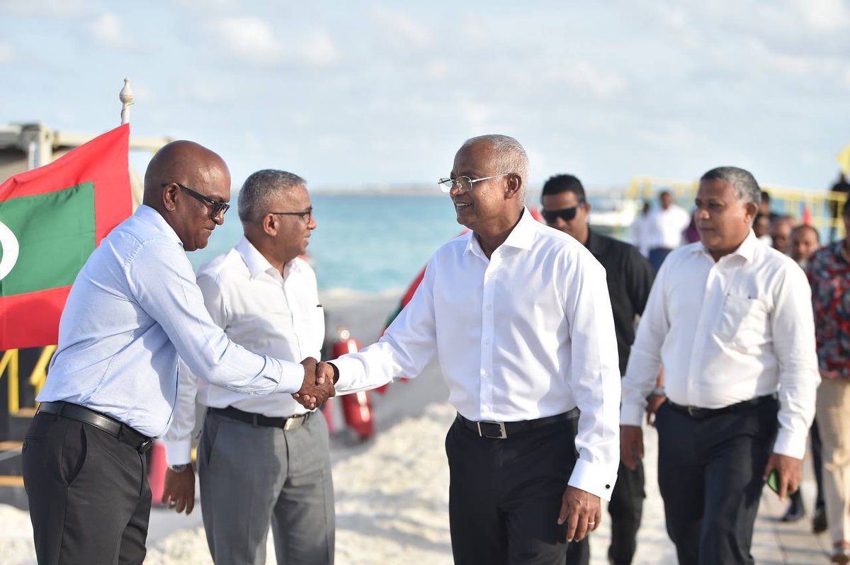 presidencymv's tweet photo. This evening, President @ibusolih inaugurated the Gulhifalhu land reclamation project, which will create 150 hectares of land for the 'Binveriya' housing scheme and the Gulhifalhu Port project. https://t.co/sBavMPlEkk