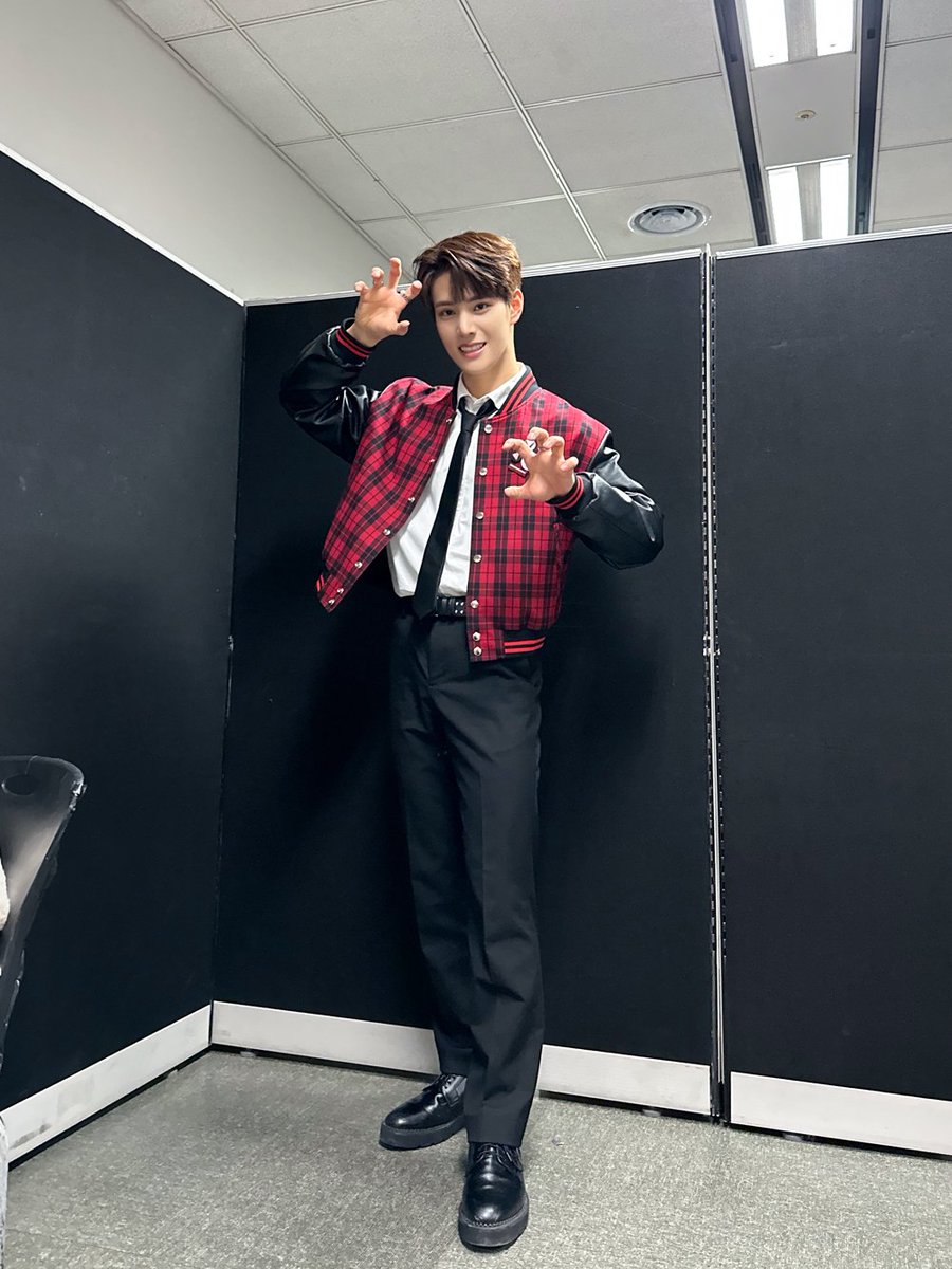 withxikers's tweet photo. [ 230702 | 📷 [xikerstyle] 'HOUSE OF TRICKY : Doorbell Ringing' - 활동 편 (2) ]

• Jinsik
→ https://t.co/v6RXamWBqn
•
#xikers #싸이커스 @xikers_official #JINSIK https://t.co/CntFmODZkg