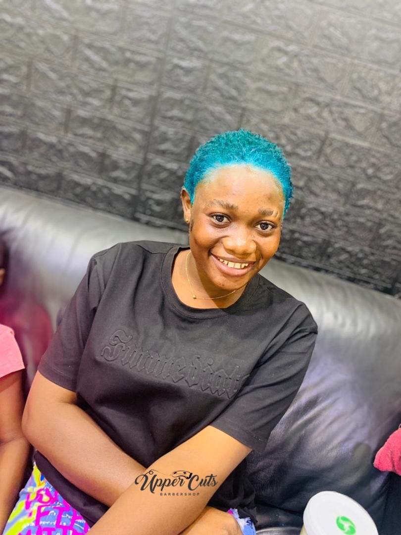 uppacutz's tweet photo. When luxury is affordable, you go for the feel-good factor.

The smile says it all 👌😎😋😚🔥💈👇🏾

#uppercuts #barbershop #haircut #barberlife #barber #hairstylesforwomen #hairstylists #Anloga #keta https://t.co/hKEtsht548