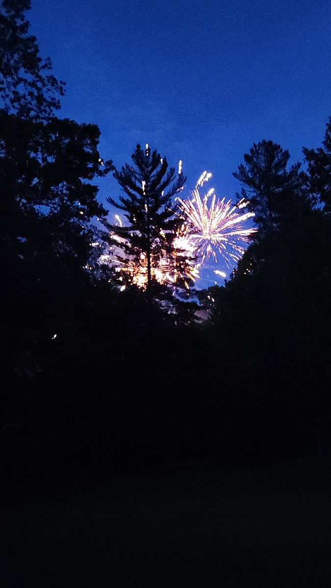StigersRuth's tweet photo. Last night's #fireworks 🎆😍 #hillbillyboomfest https://t.co/HLEPRKcSRi