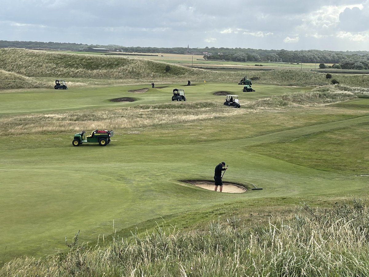 westlancsgreens's tweet photo. So first days practice of FQ of @TheOpen @RLGCHoylake is well underway. Thanks to the extra staff that have come in, joined our team &amp; carried out what was needed professionally. https://t.co/OEn4GbTZ2H