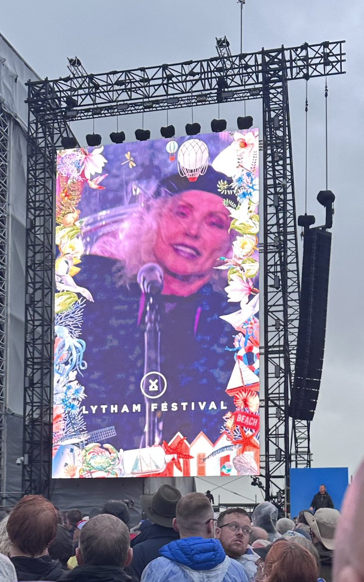 What a weekend at <a href="/LythamFestival/">Lytham Festival</a> Wetter than Gourock on the average Fair Saturday but the Kaisers, Blondie and Sting were all amazing 🤩