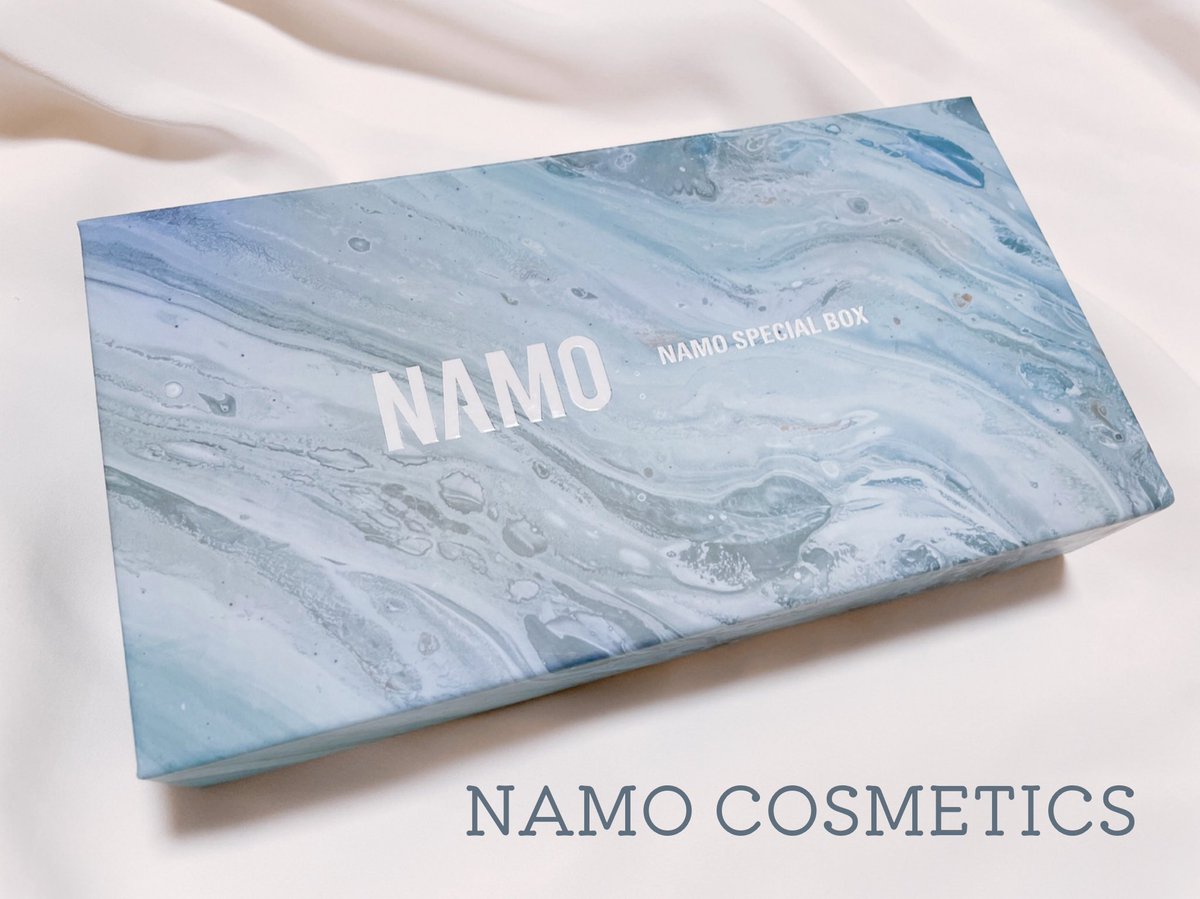 marunn11's tweet photo. AUEID様(@AUEID_official)より
#NAMOCOSMETICS 様の
「NAMO SPECIAL BOX」を
頂きました❣️
・MOOD LIQUID EYELINER
BROWN・KHAKIの2色セット✨
気分に合わせて使い分けができるアイライナー!柔らかいのに弾力のある筆先でとっても描きやすい☺️✨
↓続きます
#ショップリスト #PR https://t.co/nR4XOQLFwK