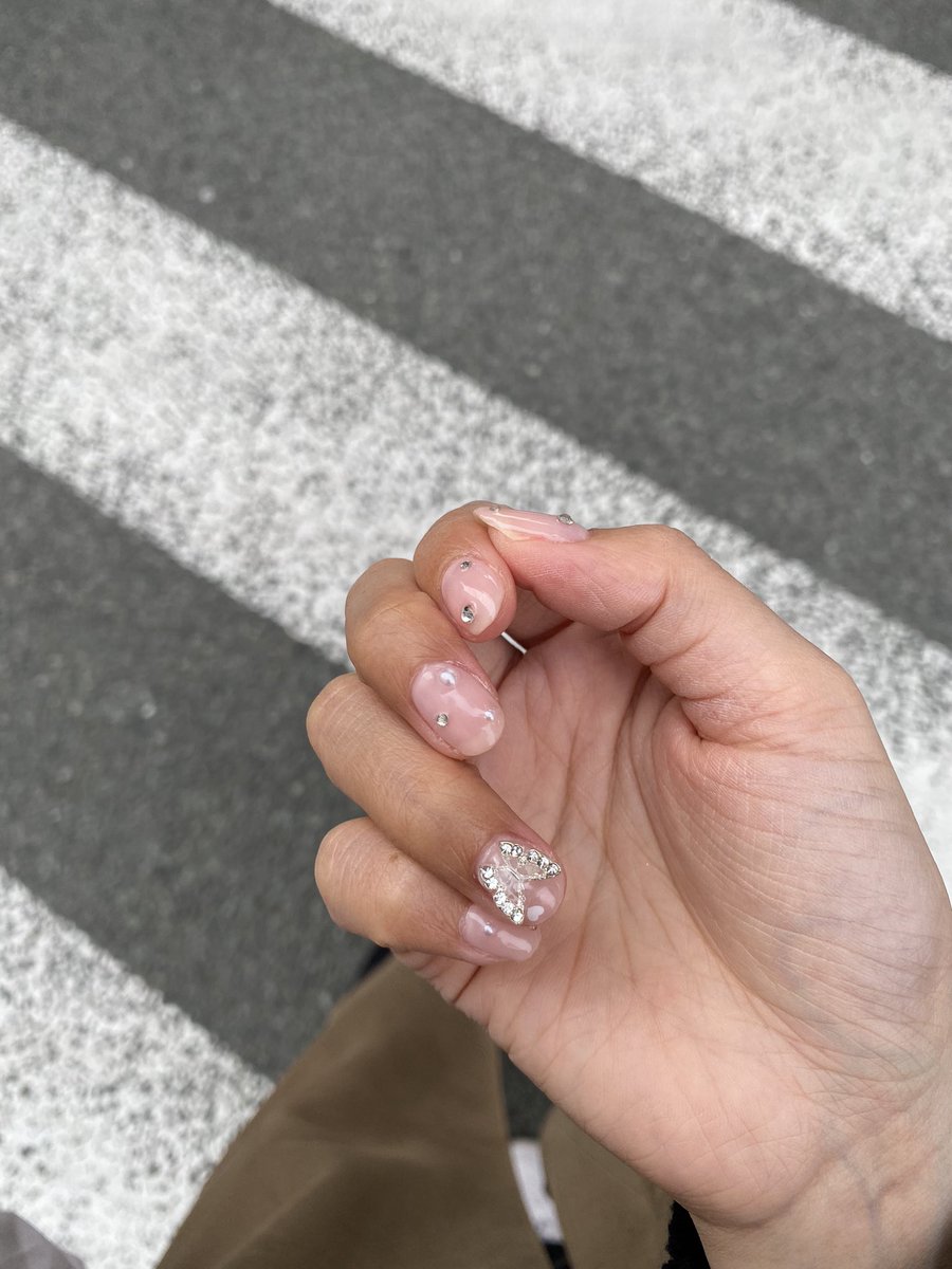 S5N3b's tweet photo. ネイルのモデル探してます研修中なので練習です🍒
もちろん料金はとりません🥹
すぐ取れてもお直しはできないです一度限りになります
ご了承の上練習させてくれる方コメントください🥨
.
#ジェルネイル #ネイル無料 #ネイルモデル募集 #東京 #上野 #渋谷 #ソフトジェル #ジェルモデル #モデル募集中 https://t.co/mqoR6p3jH9