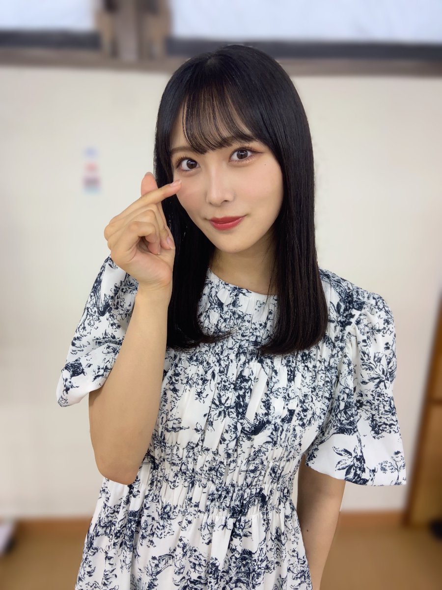 aida_jurii's tweet photo. 美月と目が合ってビーム送ってたら笑いを堪えられませんでした🤣🤣

 #ニアジョイ https://t.co/jobo1fx9ED