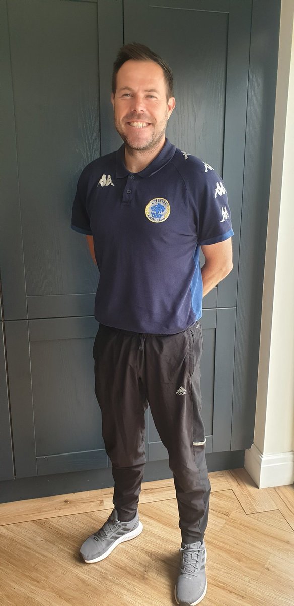 JohnGale1983's tweet photo. Today I was assisting a very talented young coach with @CFCYouthAcademy U12s at LFC, great game with some very talented players on show 🔵⚪

Can't wait to get to work @CFCYouthAcademy next season @CarlWild75 #uefac #coach #coachdevelopment
 @WestKirbyUnited #developmentcoach https://t.co/k0v581Lkmt