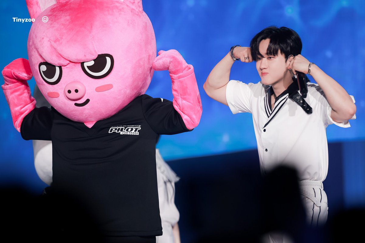 skzzoozoo's tweet photo. 🥺 https://t.co/8nwrUimKOm
