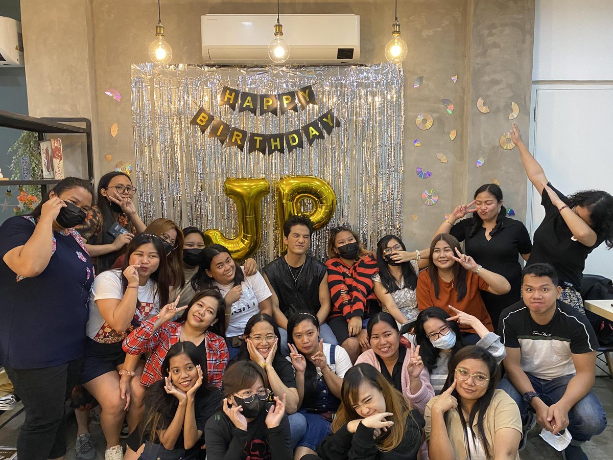 PHPPearls's tweet photo. [JP'S BDAY CSE - MOTOWN CHILL PARTY]
2023.07.02  

It's indeed a chill party! Thank you for joining us today to celebrate JP's Bday, onsite and on Kumu Live.  

Be safe going home. 💛

#PHP_JP_MotownChill
#Press_Hit_Play
@PressHitPlay
@JPsoliva @JPSymphonyPh https://t.co/E8qVkpfuk5