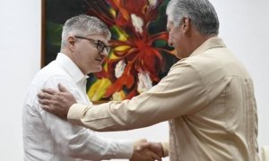 Sostuve encuentro con Juan Carlos Salazar @jcs_icao, secretario general de la Organización de Aviación Civil Internacional. Reafirmamos compromiso de #Cuba de mantener altos estándares de seguridad de la aviación y voluntad de seguir estrechando vínculos de cooperación con <a href="/icao/">ICAO</a>.