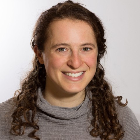 Kudos! Anna Bailes (DPT '21), was awarded a NIH Predoctoral Fellowship (1F30HD112110-01) for her research project titled “Relationships Between Pain-Related Psychological Factors, Gait Quality, and Attention in Chronic Low Back Pain.” #BoldMovesSHRS