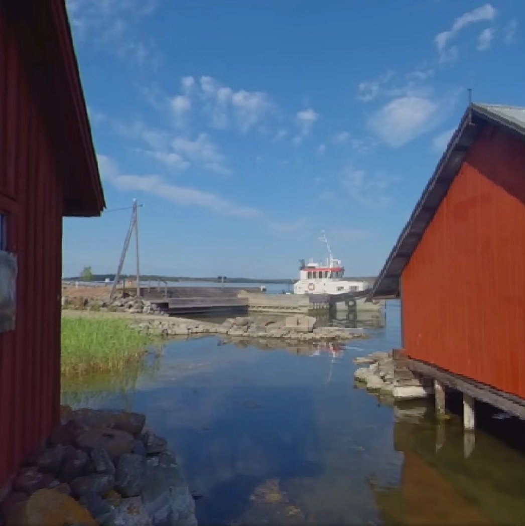 digimuseo's tweet photo. 🌊 Nyt täytyy päästä saaristoon! Nopein reitti lienee klikkaus tästä: https://t.co/9rrzB35DD4

@jnurmisensaatio'n Matka meren maahan -virtuaalinäyttely vie sinut elämysmatkalle Saaristomerelle.

😎 Tämä kannattaa kokeilla VR-laseilla!
🇫🇮🇸🇪🇬🇧 Elämys on tarjolla kolmella kielellä. https://t.co/7S99Dwy71x