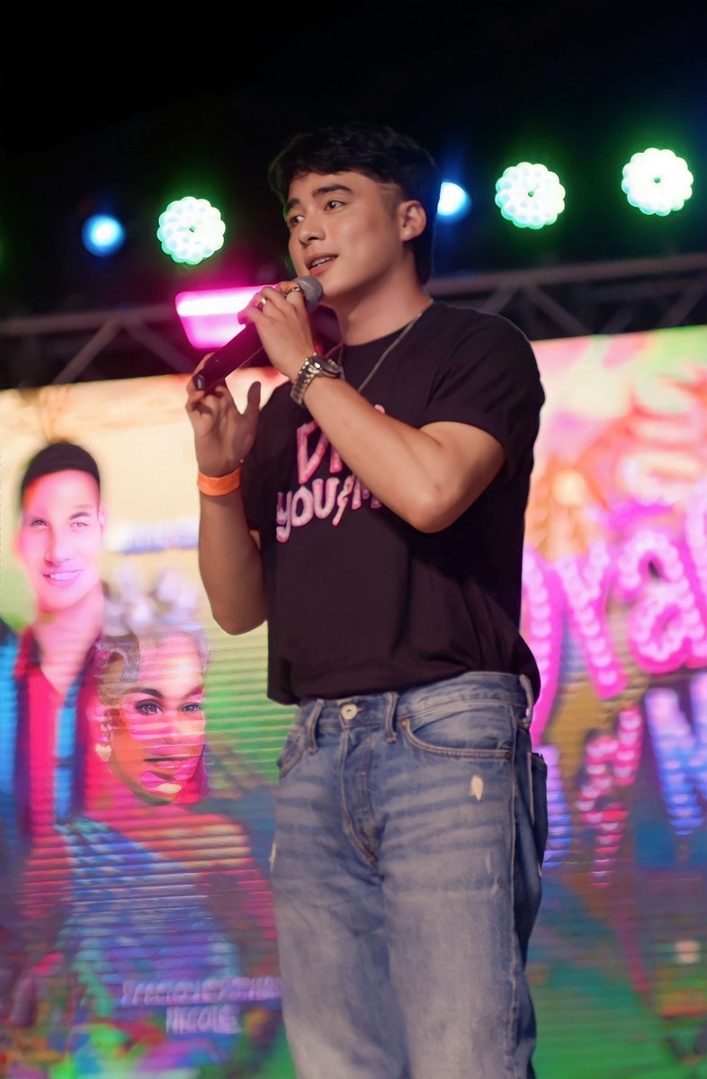 imJCAlcantara's tweet photo. #DragYouAndMe https://t.co/XhD8mWS8m2