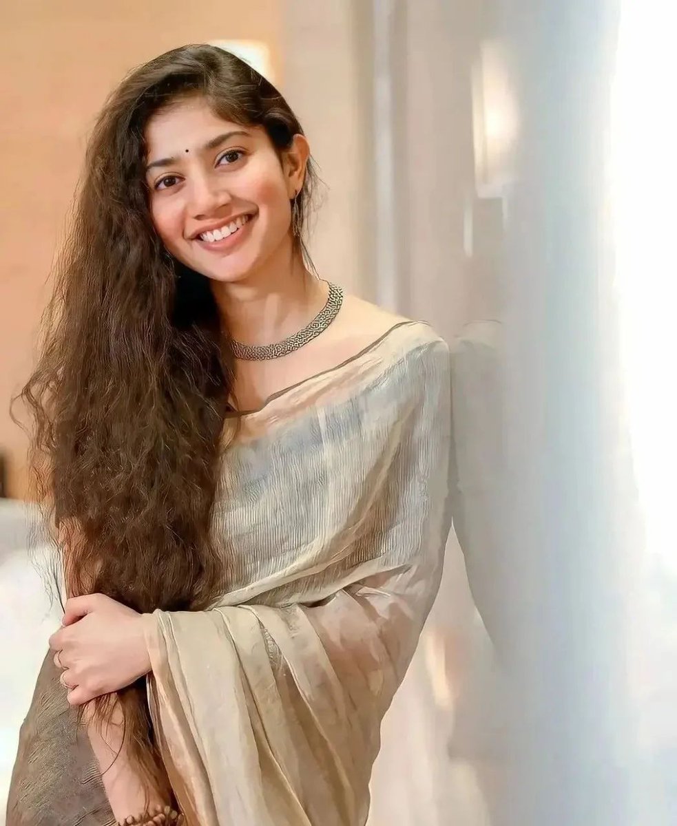 My Dear Smiling Beauty Pallu.✨️💖🥰
<a href="/Sai_Pallavi92/">Sai Pallavi</a>  #SaiPallavi
