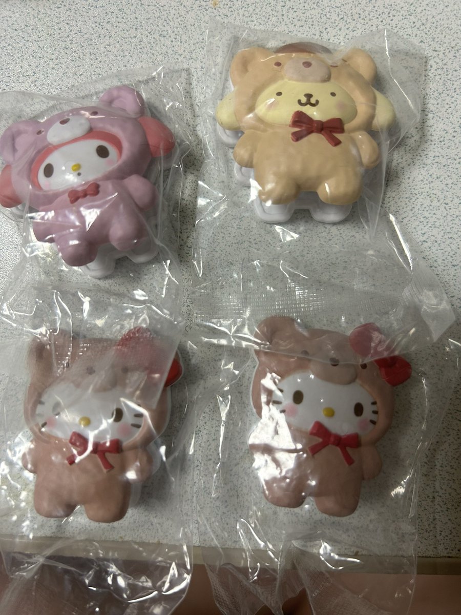 ragiii_jk's tweet photo. サンリオ クリップ はさむんです 4 ガチャ
「交換」
譲マイメロ マイメロディ
    ポムポムプリン
    ハローキティ
求ポチャッコ

検索からもお気軽にお問い合わせ下さい！ https://t.co/lP4vUbsOps