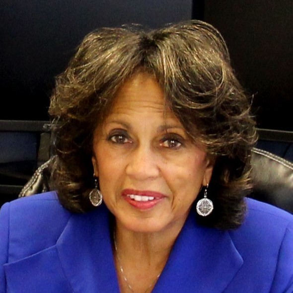 ccc_nursing's tweet photo. #CCCSON congratulates Dr. Beverly Malone, National League for Nursing's President and CEO, on being named one of Modern Healthcare's 50 Most Influential Clinical Executives in 2023
#ChangeAgent #NurseLeader
https://t.co/HVeceSOeqa https://t.co/kpwydWdyEx