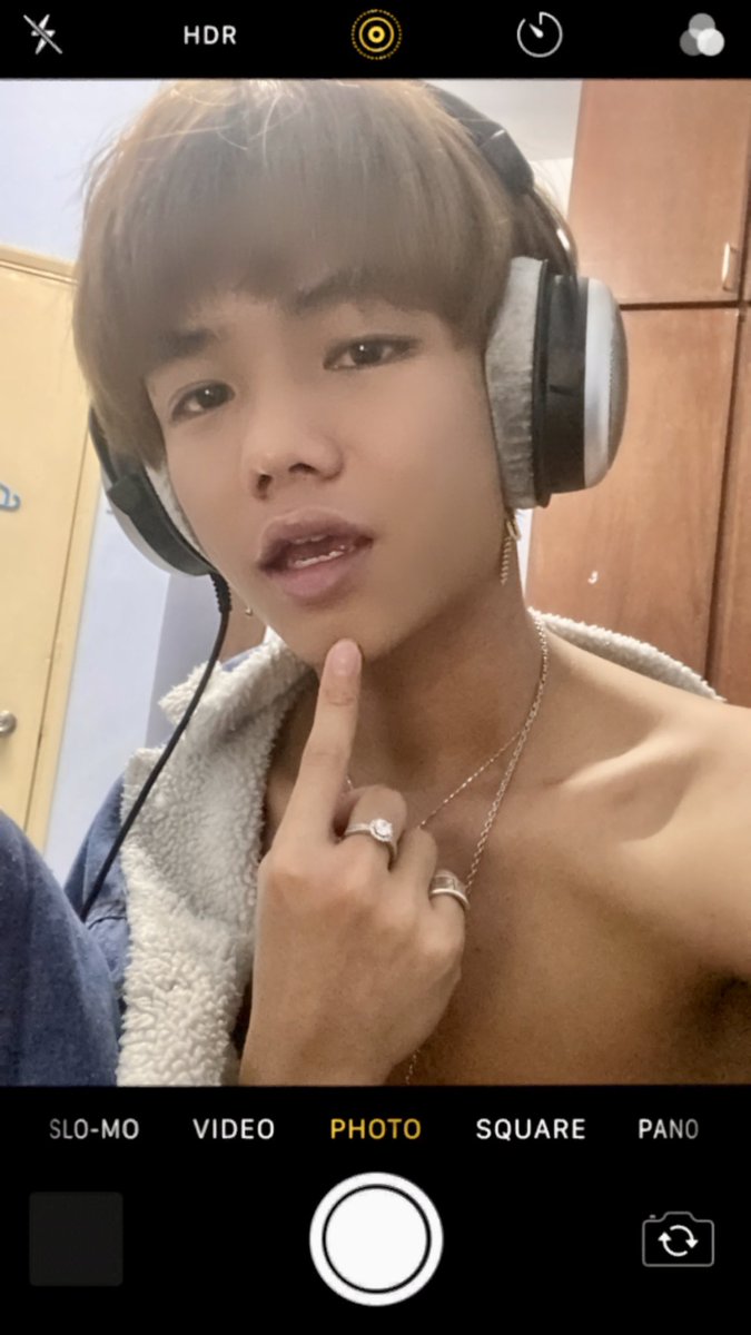 AllanChok01's tweet photo. 🎶🎧🎸 https://t.co/YE4VKGRxjP