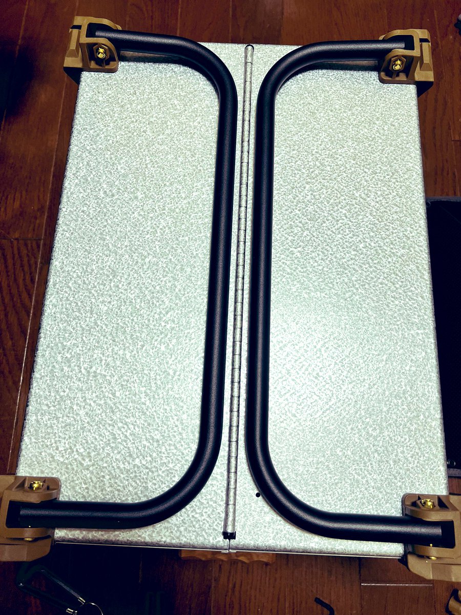 KAZZ_THANX's tweet photo. #シェルコンレッグ 装着🫡
またちょっと違う雰囲気になっていい‼️
ボルトも真鍮にして正解✨
#snowpeak
#スノーピーク
#シェルフコンテナ25
#シェルコン
#シェルコンカスタム
#releasequality
#BALISTICS
#バリスティクス
H&O https://t.co/zgDmStO6V7