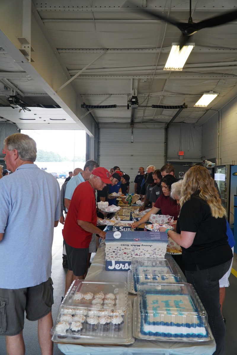 HertrichFam's tweet photo. Last week, Frederick Ford in Seaford, Delaware, honored two incredible employees as they achieved their retirement. Service Technician Bobby Russel and Detail Manager Ron Evans served the Hertrich Family and the Seaford team for over 18 and 16 years, respectively. Congrats! https://t.co/Ylw7LZbXnM