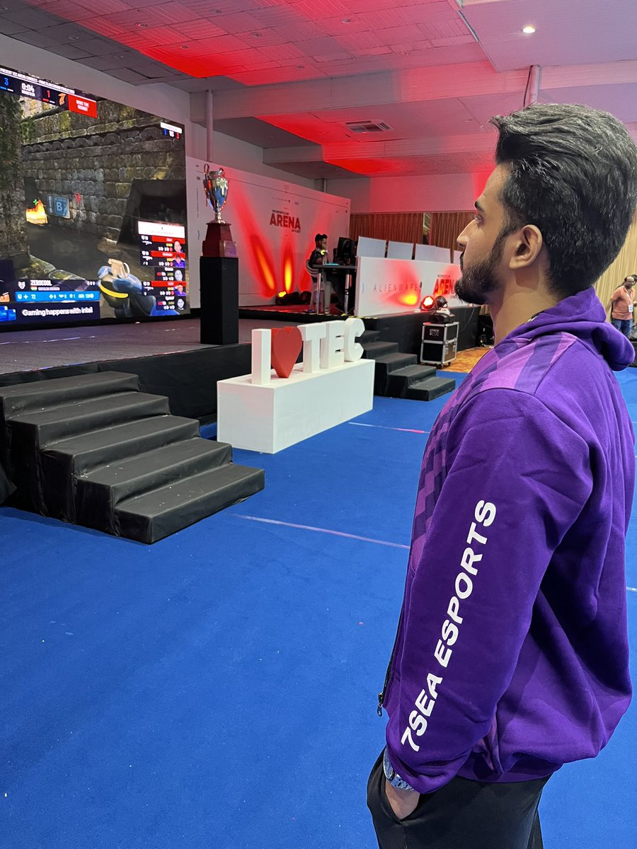Assassin47Casts's tweet photo. Someoneโs very interested in the Grand Finals ๐
#TECARENA #Pune #Leaks #RosterShuffle https://t.co/5gZUcccdMq