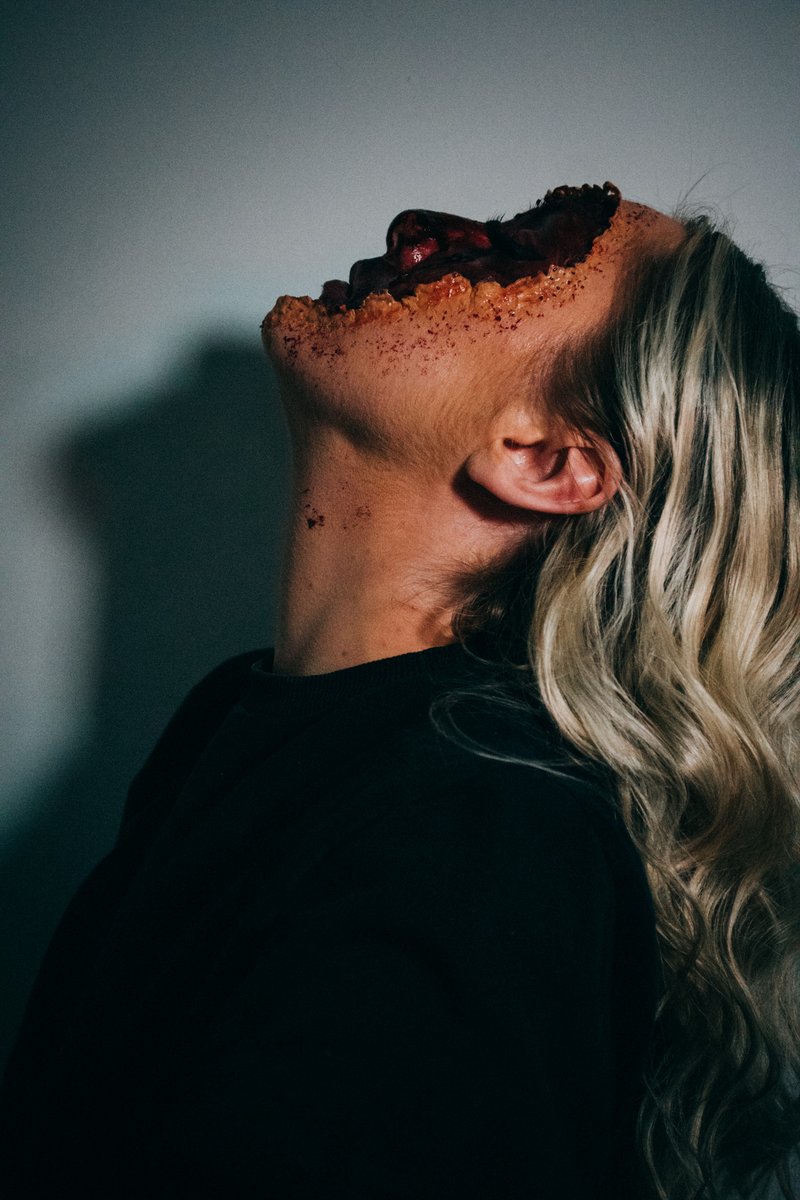BuntaMortis's tweet photo. Love hurts 🙃 https://t.co/lKKuMIauj2