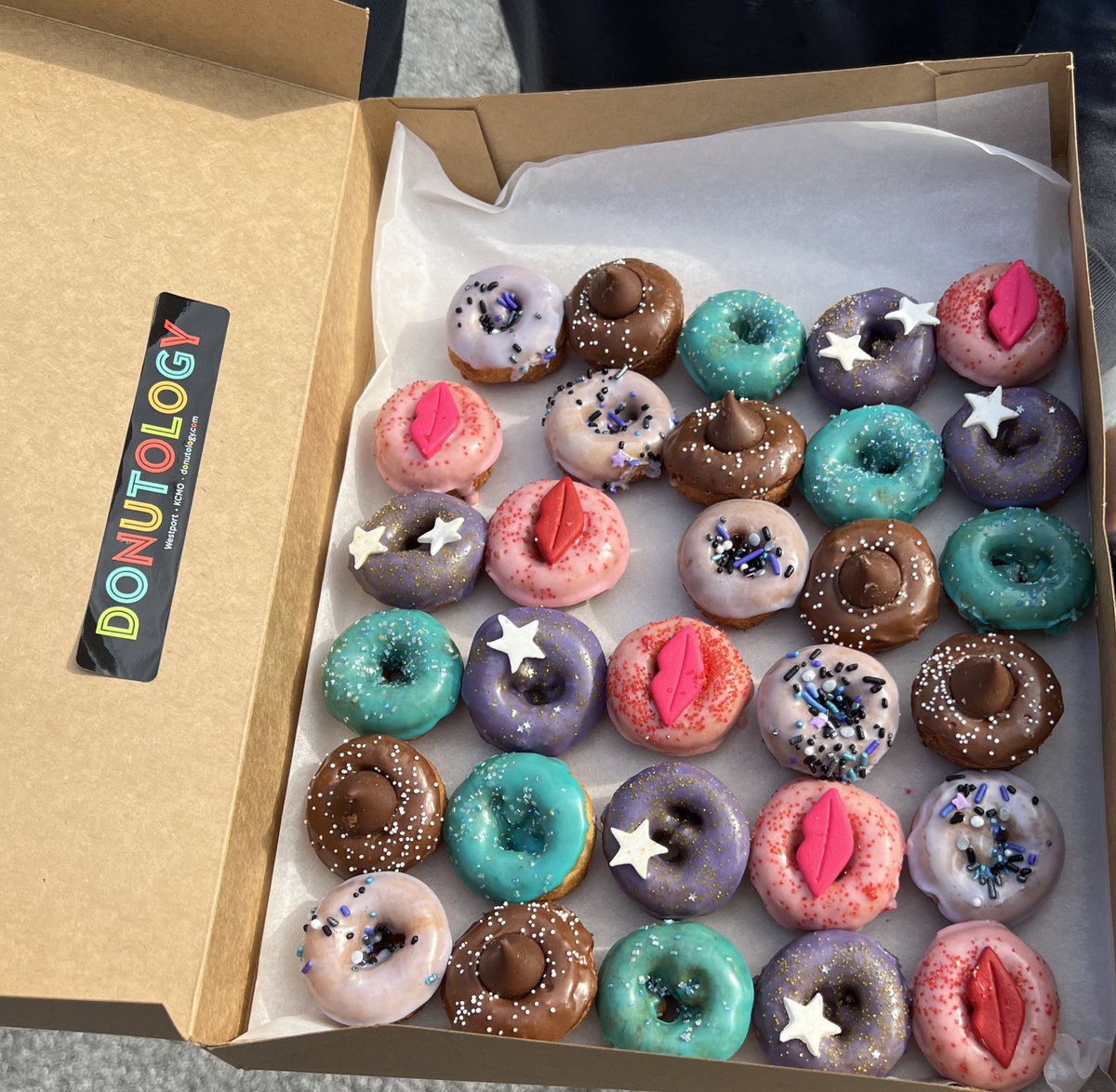 TAYLOR THEMED DONUTS!!!! <a href="/donutologykc/">Donutology</a>