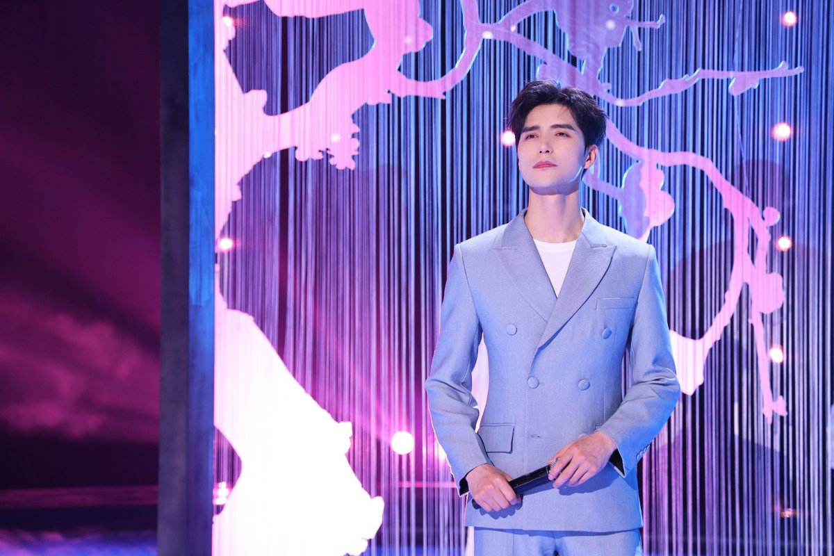 cdrama_update's tweet photo. #Ayunga for #EverlastingClassics
More pics - https://t.co/RANK90SEd1
#阿云嘎 #阿云嘎Musical
#经典咏流传 https://t.co/aO02HOC3NB