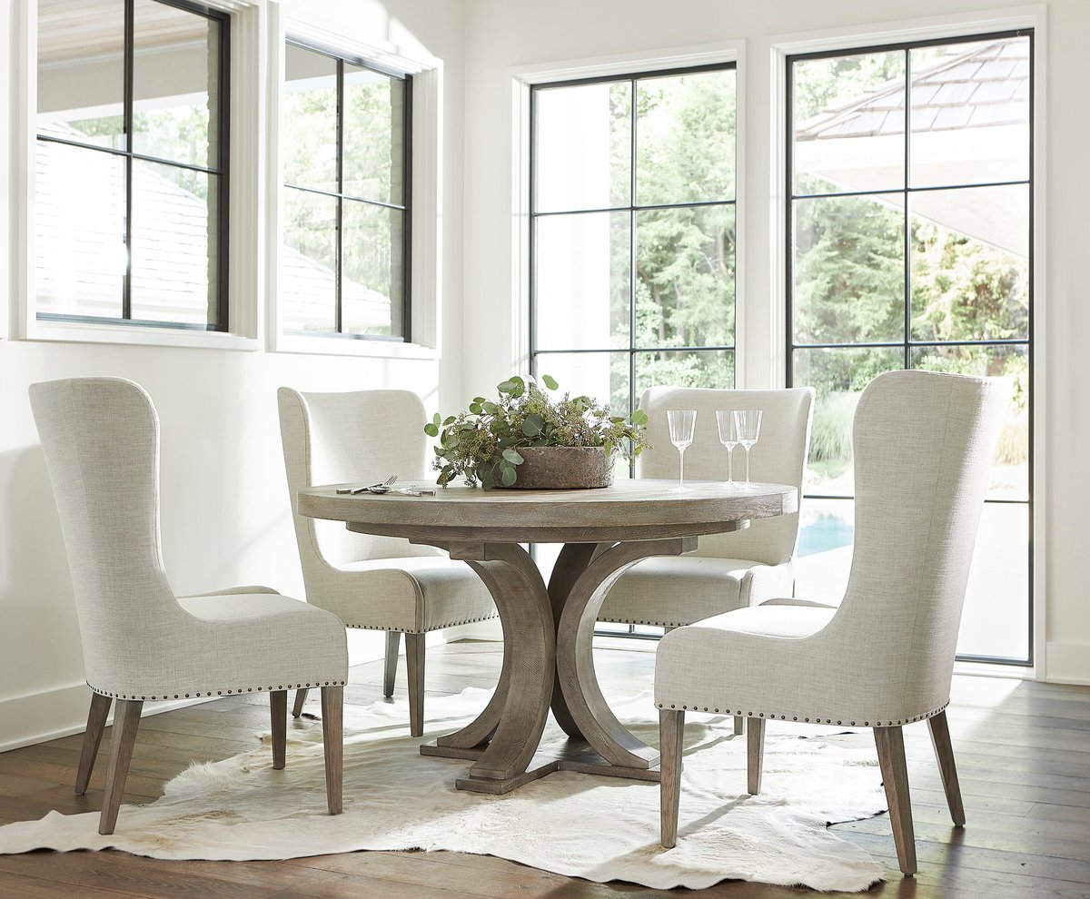 Relaxed elegance. Soft finishes. The timeless ease of American style. Discover Bernhardt's beautiful Albion collection.

#easterlycoleman #interiordesign #homefurnishings #diningroomfurniture #bernhardtfurniture #modernfarmhouse #moderntraditional #modernfarmhousedecor