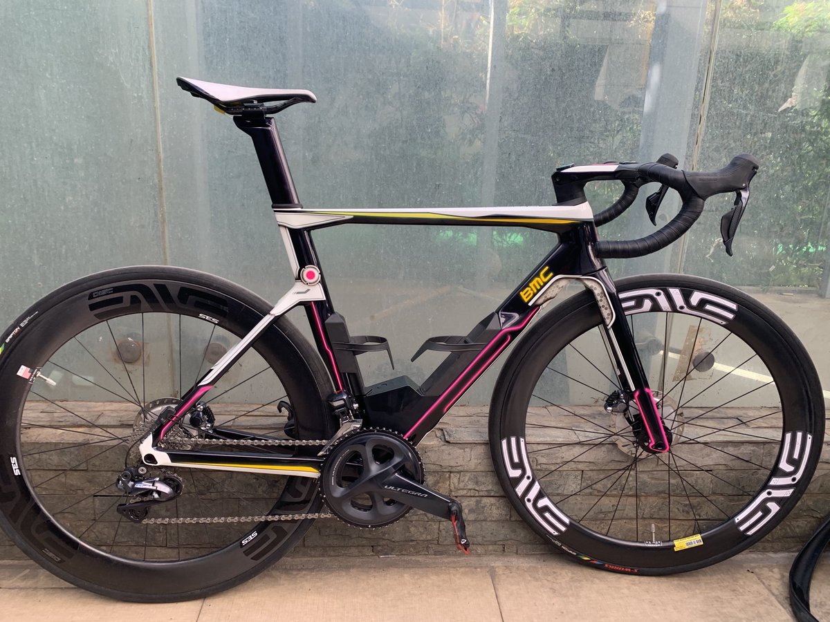 itatiyanaryou's tweet photo. 自転車を日本に運びたいね https://t.co/jJ2T17BgI2
