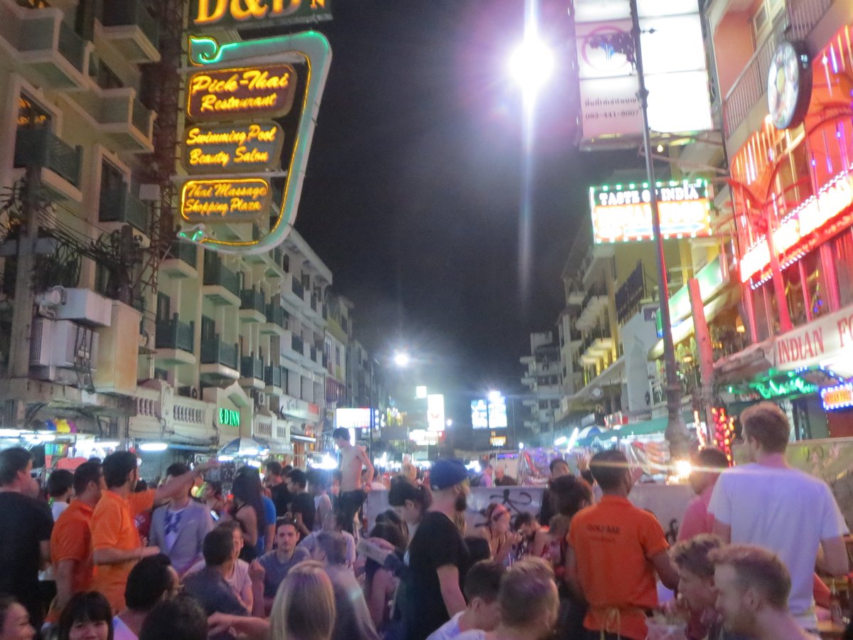 Four nights in Bangkok is.gd/ZlAXI1 #travel #blog