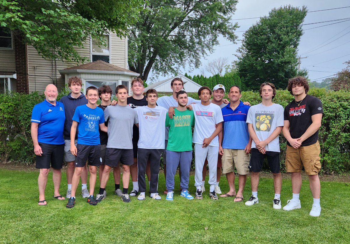 NazWrestling's tweet photo. Legend Coaches
Princeton Graduate 
3x NCAA Qualifier
Two 2x State Champions
State Champion 
16 PIAA State Medals
Future Stars 

A Tradition of Excellence!
NAZARETH WRESTLING
#GoBlueEagles
#NazarethProud
🔵🦅🤼‍♂️ https://t.co/fysoBA2Ruh