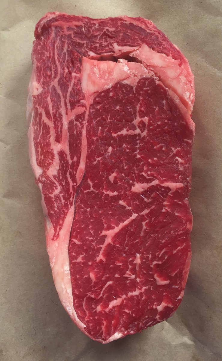What a cracking British Blue Cross ribeye steak from ⁦<a href="/BlocknBottle/">Block & Bottle</a>⁩🥩👌