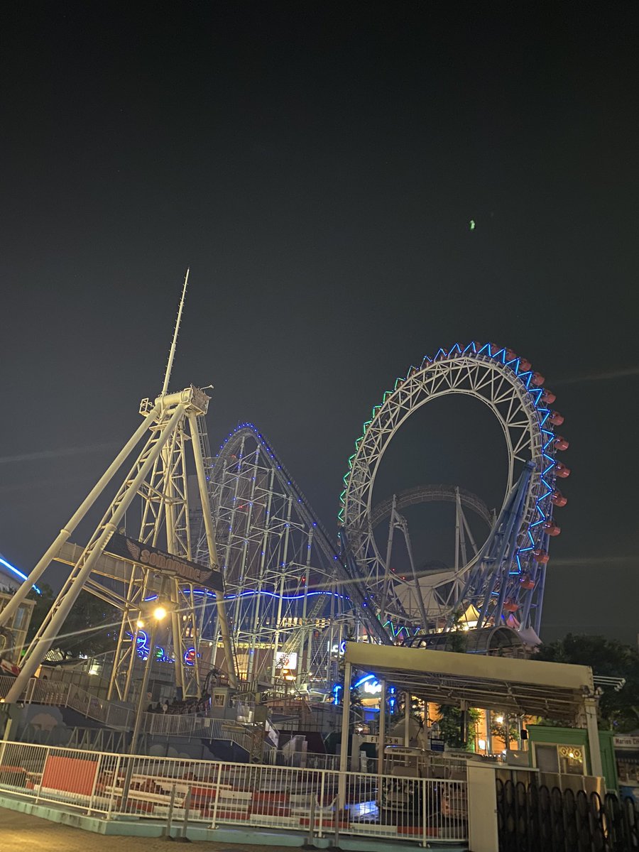 isaosano's tweet photo. 演出と出演を務めました「黄昏のまほろば遊園地」全日程終了しました。とにかく素敵な登場人物の皆さまにたくさん助けていただきました。寂しいですが、物語は読み終わらないと次の本を開けないのでね！またどこかで！！
#まほろば遊園地 https://t.co/r79tfj27Vl