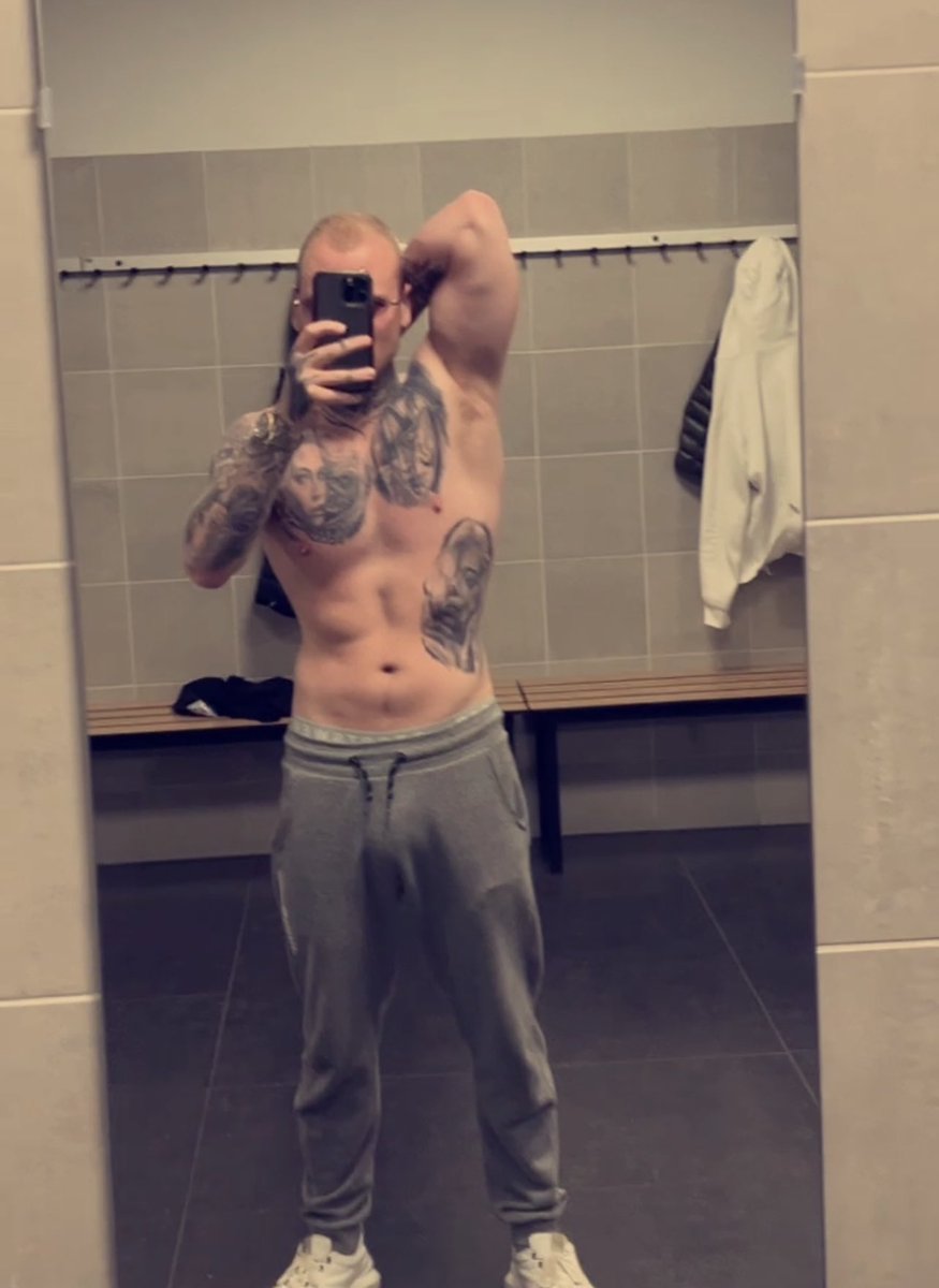 Master_Demon_'s tweet photo. Geef je over aan mij🔥

MaleDom FindomNL BDSM NL SMsessie Paypig Cashmaster Alpha https://t.co/LGORh1EFYy