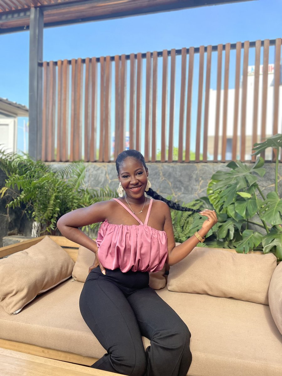 maaame___'s tweet photo. There’s not a single outfit the @balloon__studio White Boma Earrings won’t be perfect for 🤍✨

Not to sound like a broken record but they’re literally the perfect staple for your jewelry collection 
 
Get a pair here https://t.co/gcls0gYjPS

My lovely top is by @Dmc_Tailoring https://t.co/QuSrrsBVbp