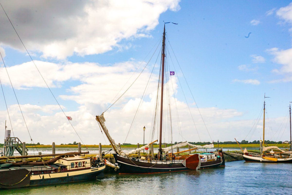 Im Hafen von Schiermonnikoog. 😊🏖️⚓
#LaBohème #Schiermonnikoog #Segeln #Wattenmeer #HollandSail #oceanlovers #sailorslife