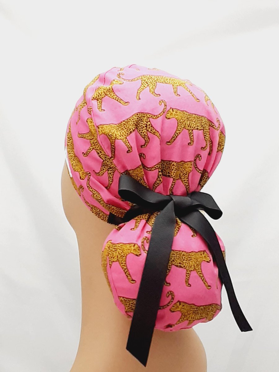 TSTITCHED's tweet photo. Thanks for the great review Rhonda B. ★★★★★! https://t.co/mIfAa0P94K #etsy #scrubhatsforwomen #medicalscrubs #womenscrubheadwear #womensscrubhats #womenssurgicalhats #slouchyscrubcap #scrubcapsforwomen #womensscrubhat #scrubhatforwomen https://t.co/czZ4sOBLBO