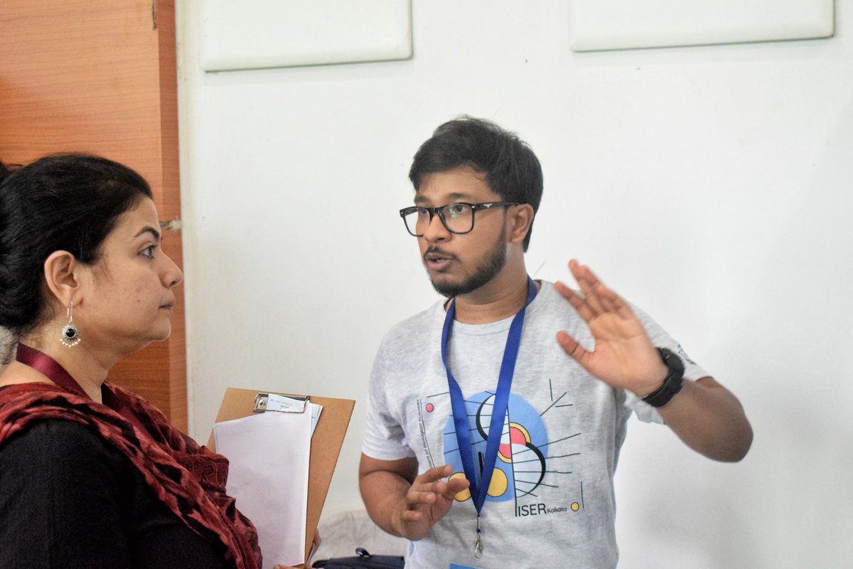 Tspal01's tweet photo. Had an amazing experience presenting my @PosterPresenter at the Understanding Behaviour 2023 conference, connecting with enthusiasts of behavior, ecology, and evolution from India and abroad. Grateful to @Abhadra7, my supervisor, for her invaluable guidance. #ub23 @ragh_gadagkar https://t.co/LGFwk1zTiz
