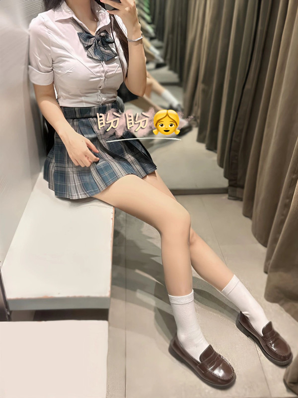 ov777v's tweet photo. jk才是必殺技😆 #喜歡嗎
#學生 #喜歡盼盼點愛心 #白虎少女 
#轉推留言愛心加追蹤 https://t.co/yFVT20grto