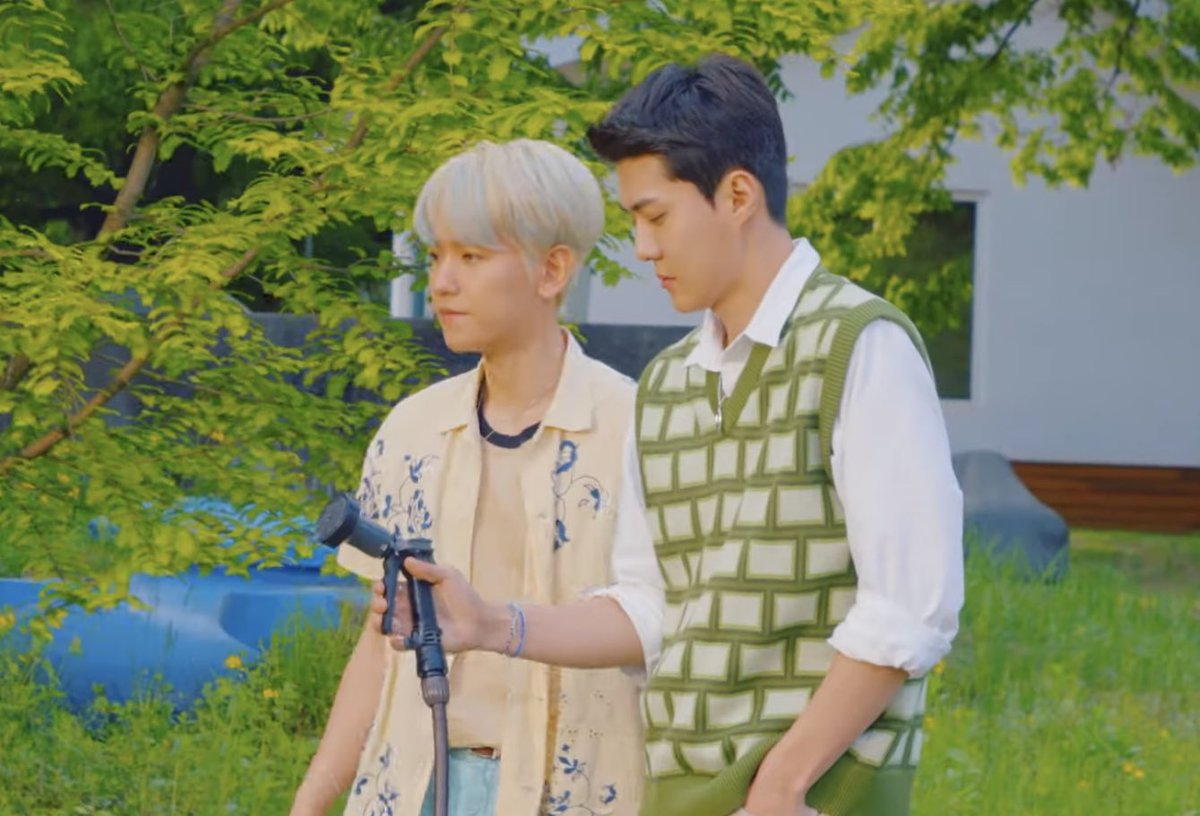 the sebaek crumbs we got 😭😭😭😭😭😭😭