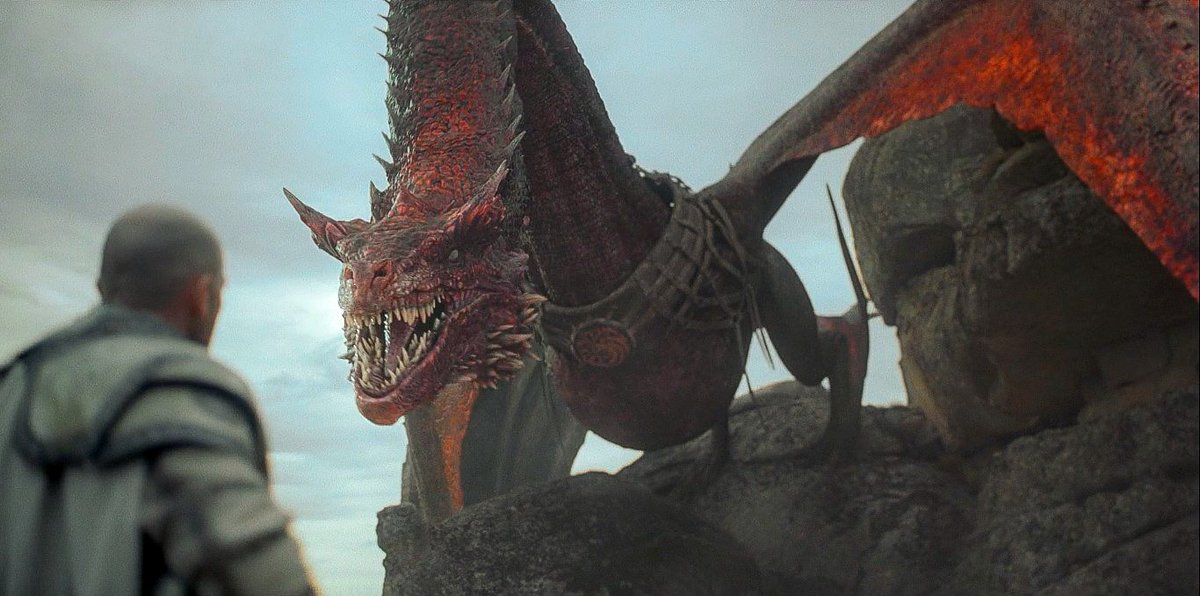 "Ou... se apoiam o usurpador falem agora e terão uma morte decente e honrada. Mas se escolherem a traição, se juraram lealdade agora e depois virarem seus mantos, morrerão aos gritos.” – Daemon, T1E10. 🎬

O príncipe avisou que virá fogo e sangue sobre os traidores.