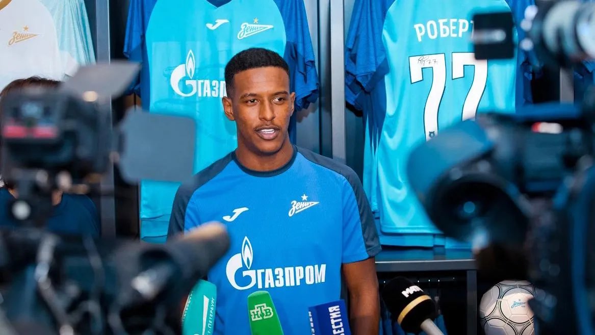 ElijahKaneki's tweet photo. THREAD 🧵 : Robert Renan 🇧🇷 promising LCB/LB of FC Zenit.

He captured the attention of football enthusiasts worldwide with his exceptional ball playing wise and mature playing style. https://t.co/DPSV8v9jJz