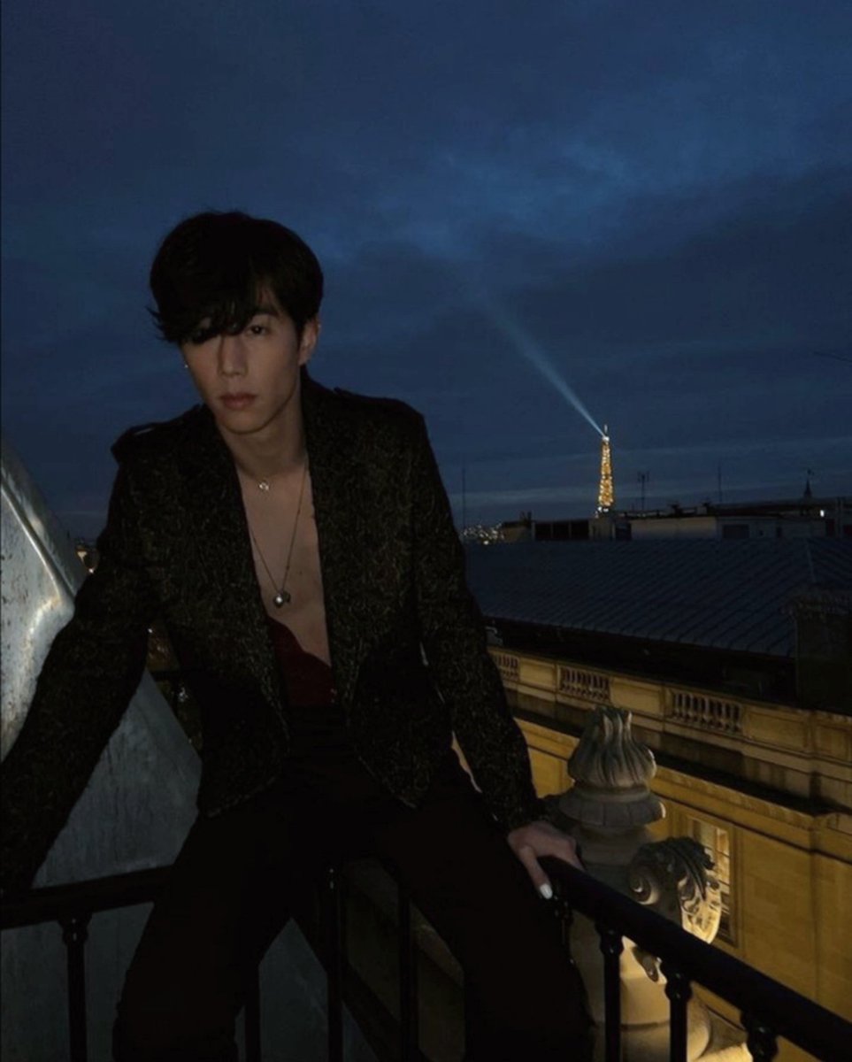 perjerr423's tweet photo. Eiffel for you forever ฝากรักไว้ที่ปารีส ตั้งชื่อเรื่องให้ละใครจะแต่งก็แต่งนะ รออ่านค่ะ555555
#Markse https://t.co/PYGWtor3HE