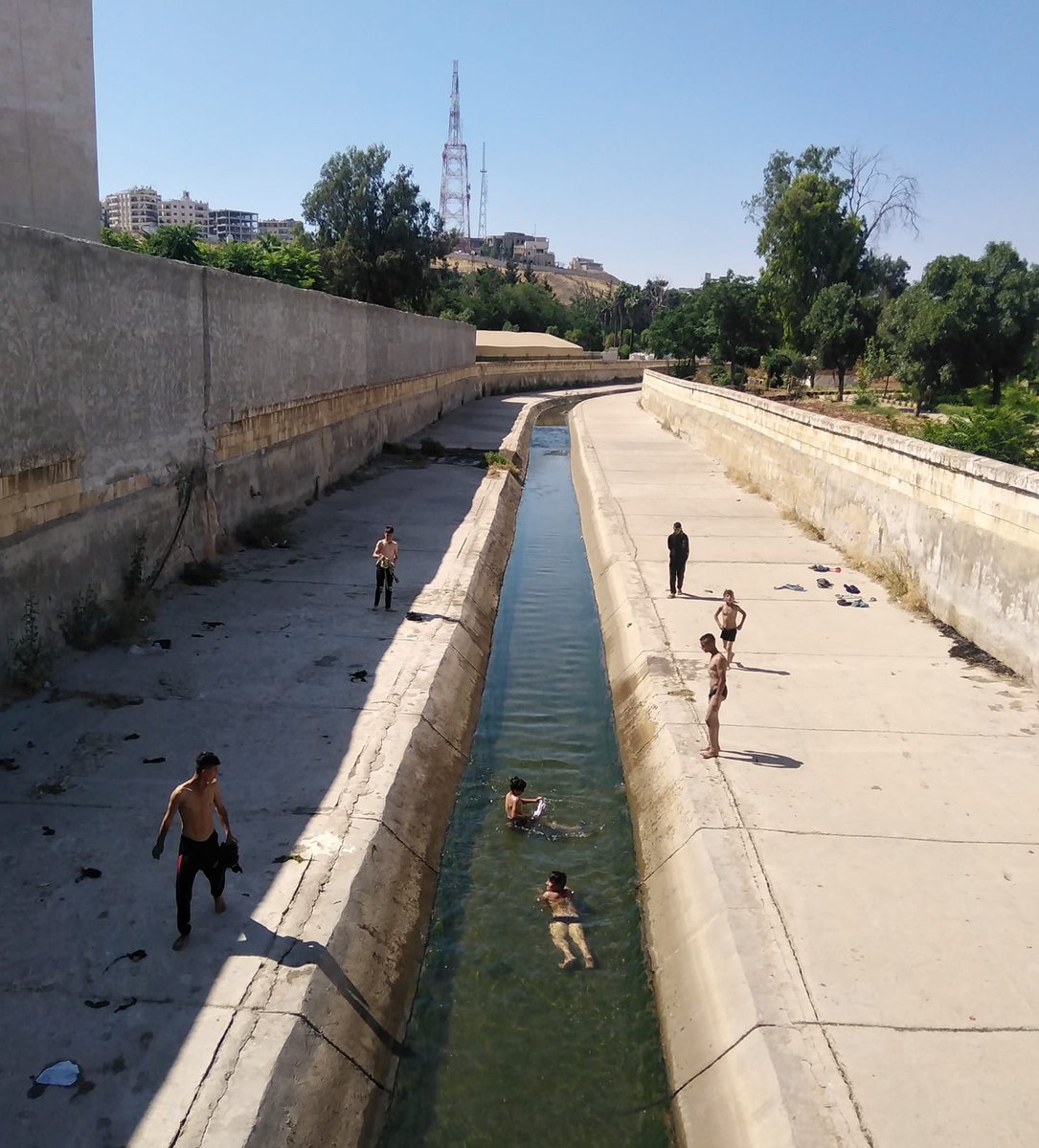 Hossam_abosaleh's tweet photo. بستان القصر.. الله يديم هالفرحة ويحفظ أبناء المحافظة 
#حلب https://t.co/Ov9sIr7qIx