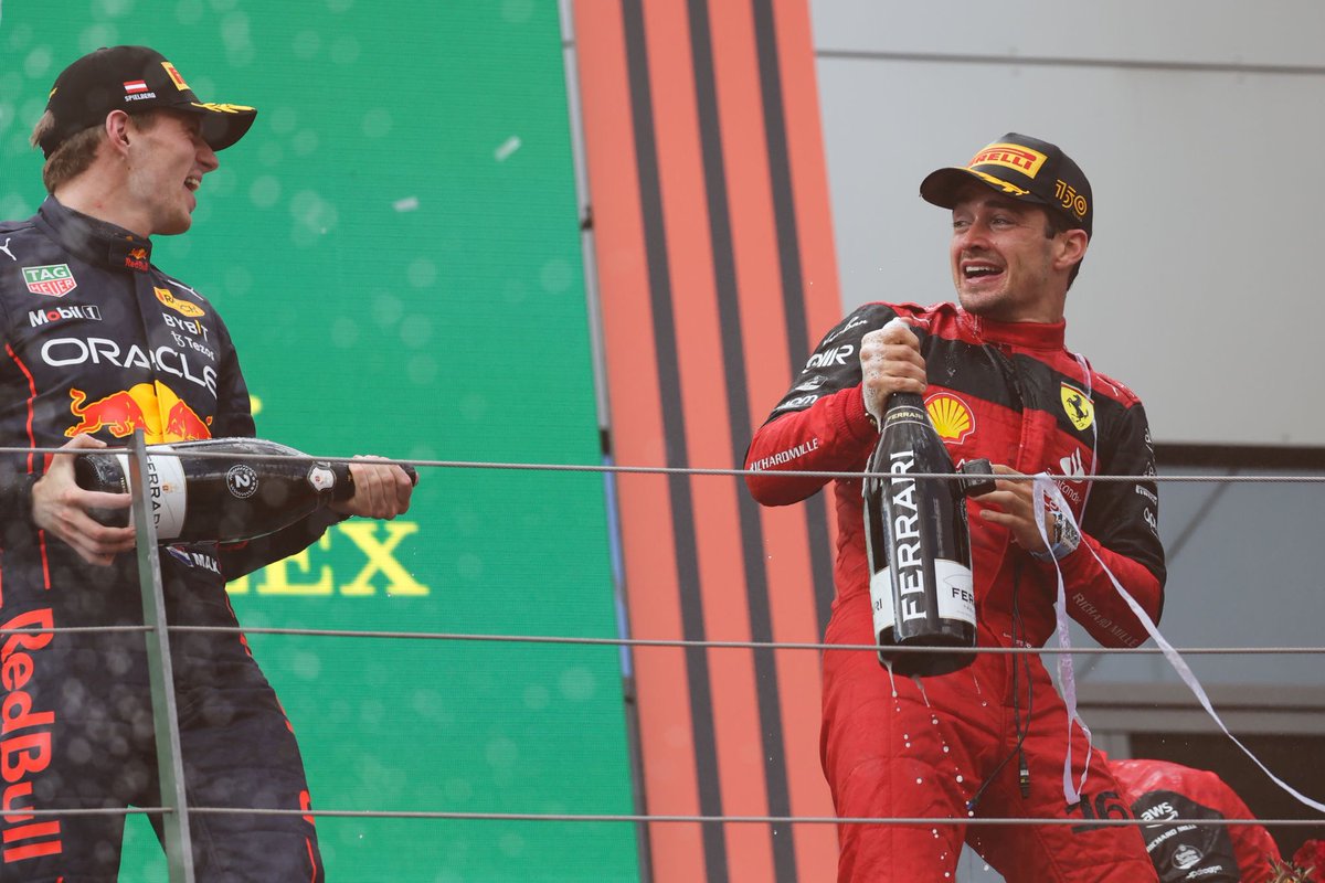 WE GOT ANOTHER LESTAPPEN PODIUM GIRLIES OMFG