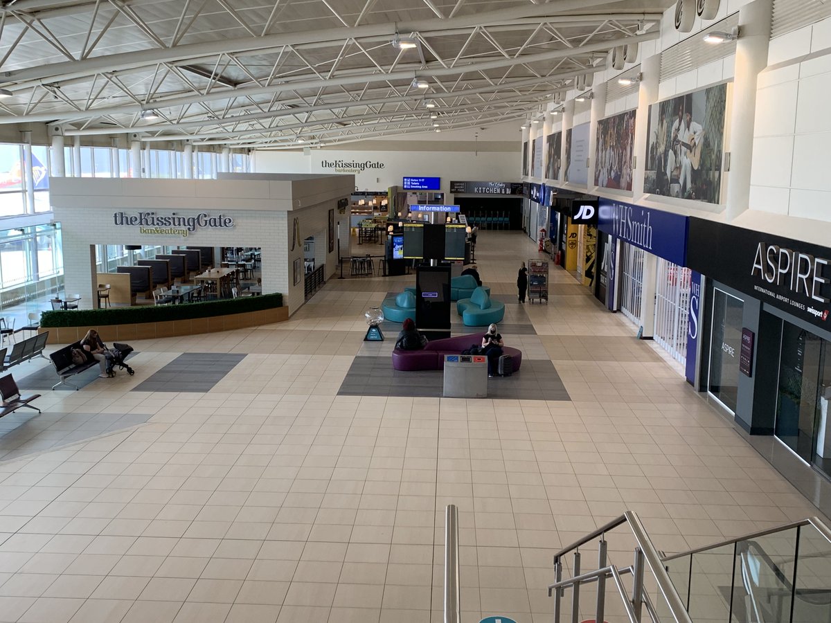 LPL_Airport's tweet photo. In 2020, the COVID-19 pandemic forces the world to lock down. Aviation is one industry that is heavily affected by the Coronavirus, which is why our departure lounge was so quiet for almost two years.
#LPL90 https://t.co/7TKfsgNuU4